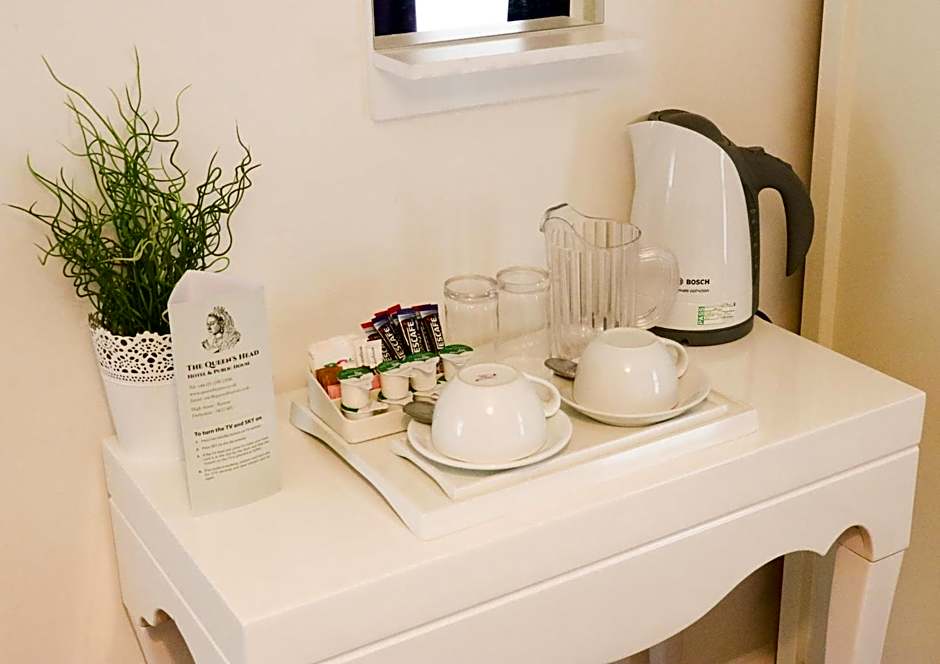 The Queen's Head Hotel