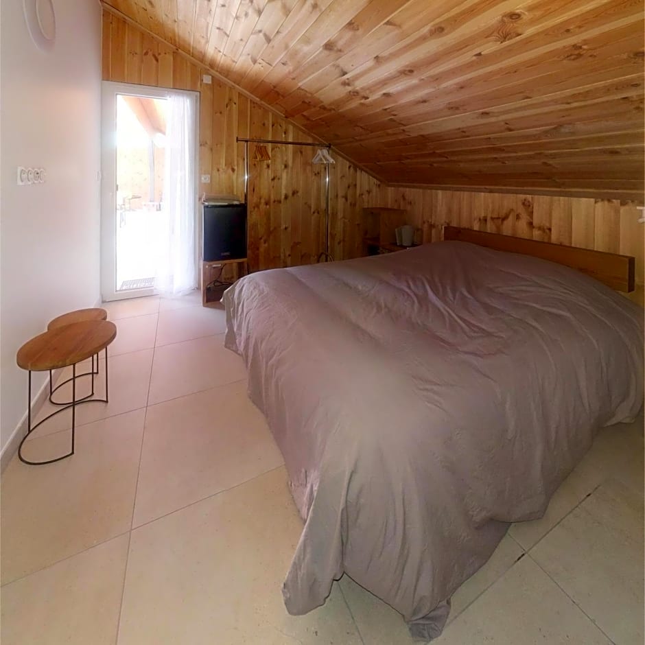 Chalet Les Cols - Chambres avec terrasse & jardin - proche de la nouvelle gare