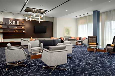Courtyard by Marriott Atlanta Kennesaw