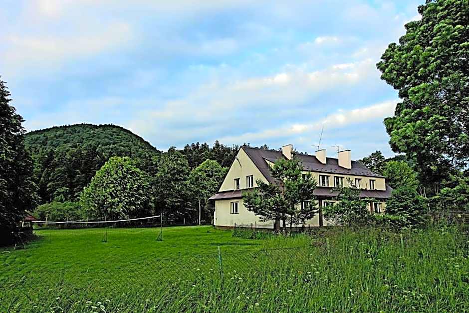 Schronisko młodzieżowe w Jabłonkach