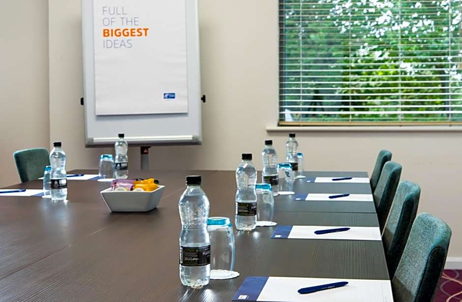 Holiday Inn Express Tamworth By IHG