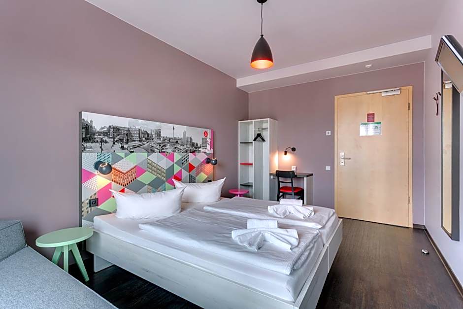 MEININGER Hotel Berlin Alexanderplatz