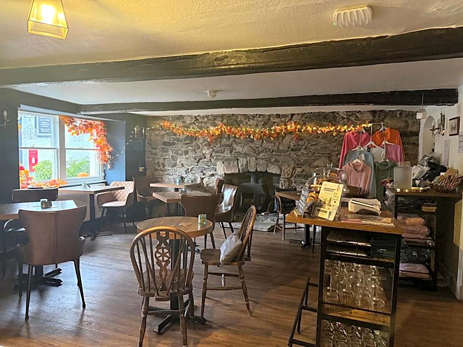 Coffee & Stays at Cartmel Square