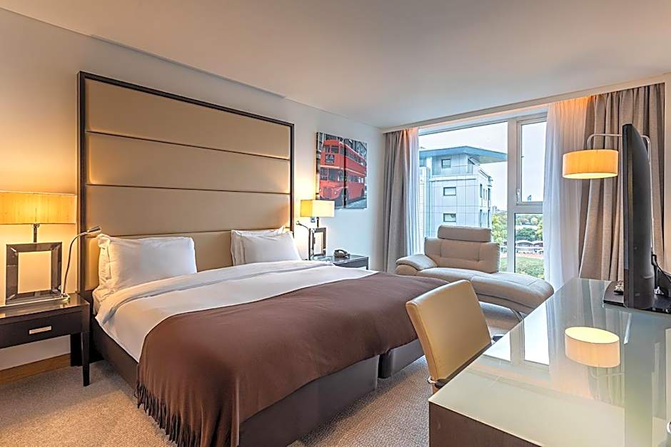 Pestana Chelsea Bridge Hotel & SPA