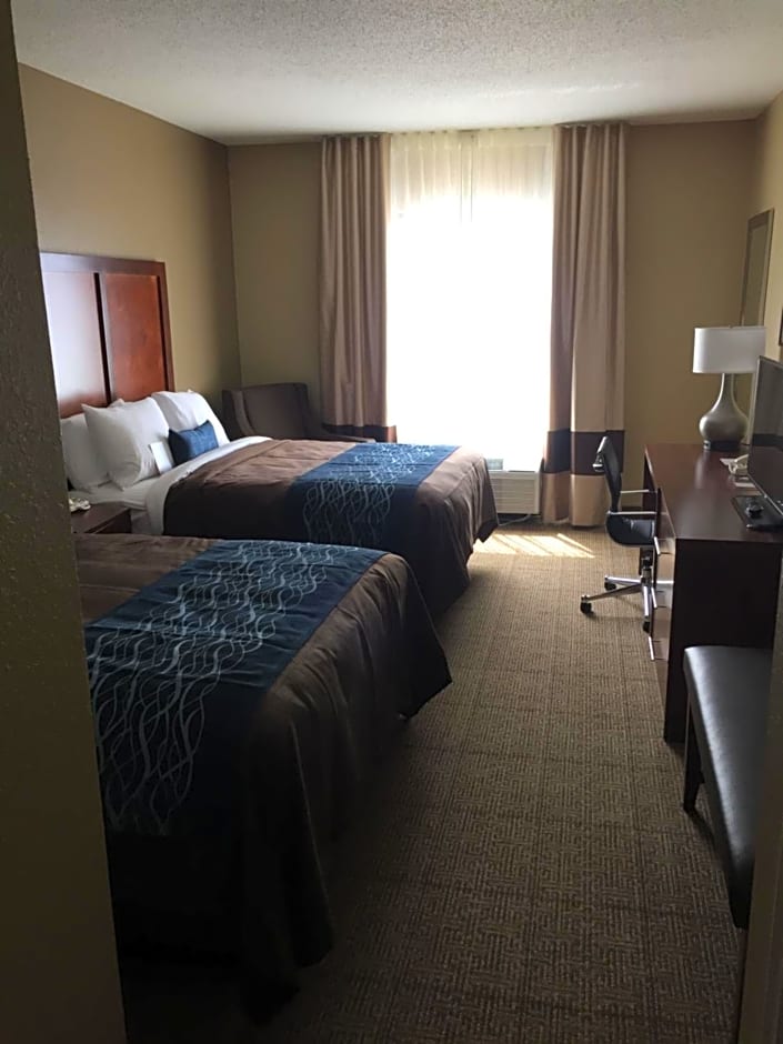 Comfort Inn & Suites Lynchburg Airport - University Area
