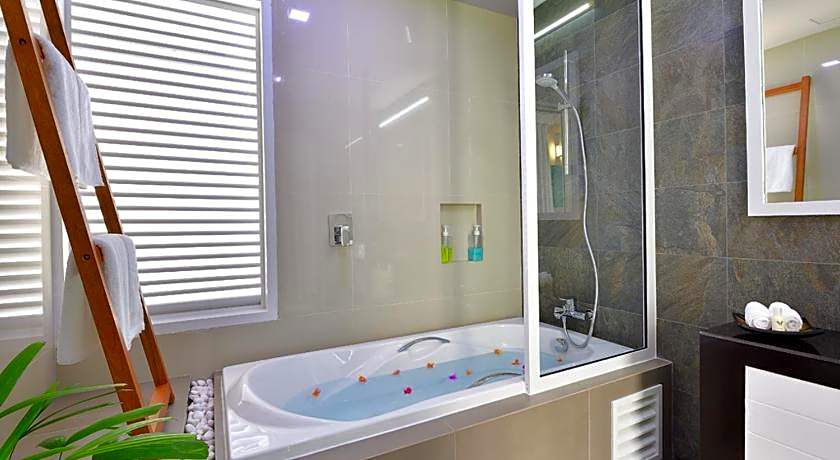 Velana Beach Hotel
