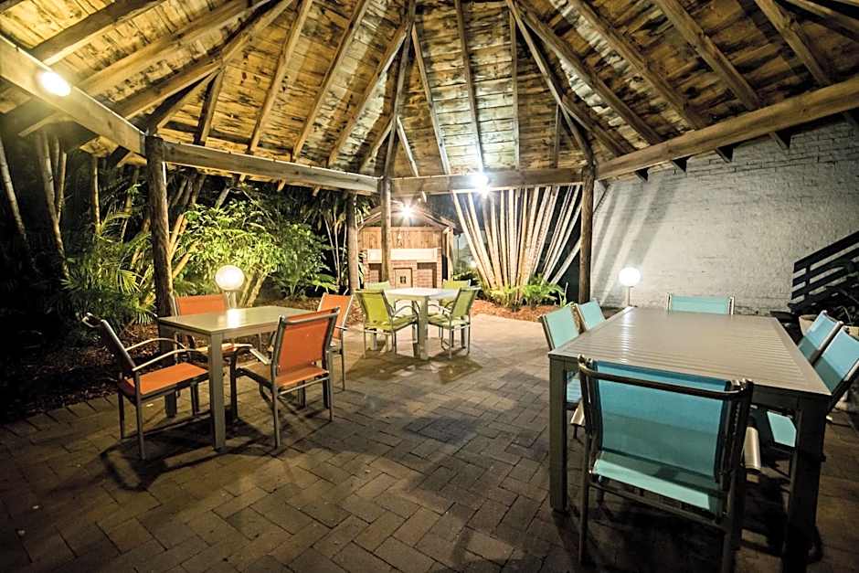 The Beach Motel Hervey Bay