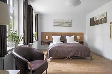 Standard Double Room - Non-Smoking