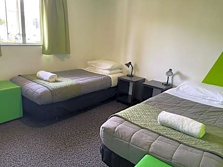 Twin Private Shared Facilities