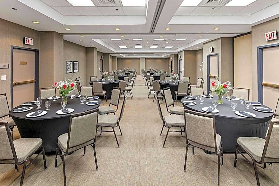 Country Inn & Suites by Radisson, San Diego North, CA
