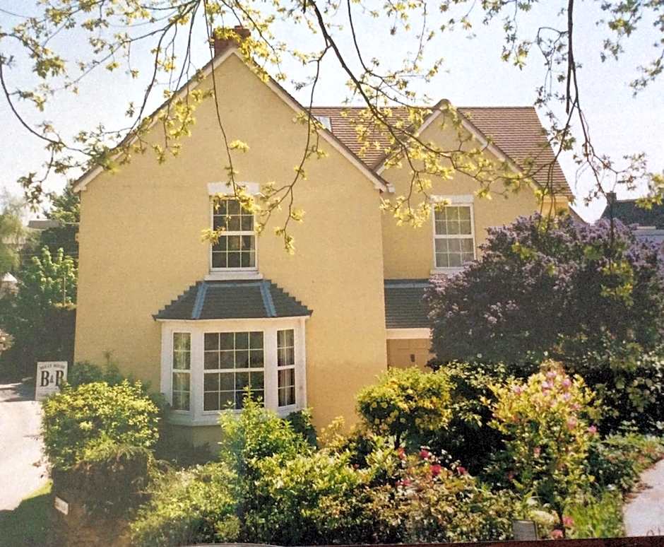 Holly House