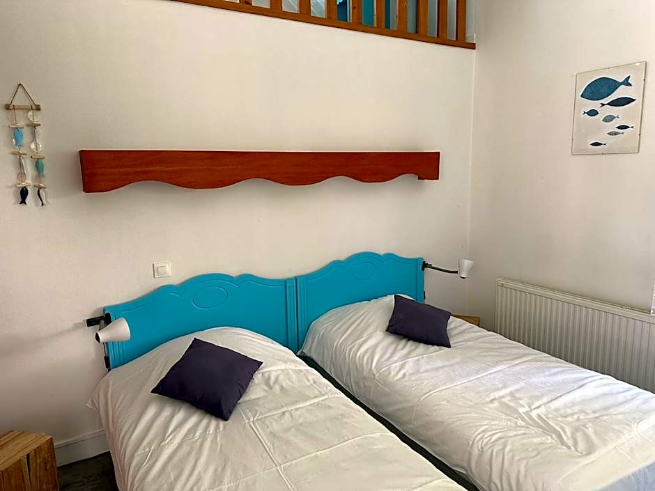 Logis Hôtel La Demeure du Perron