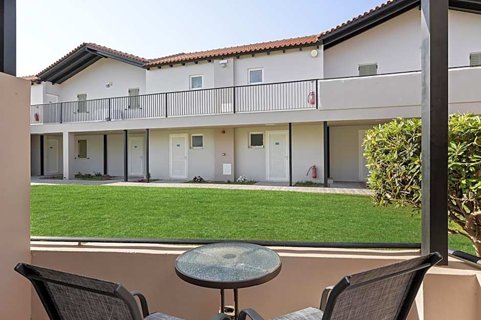 White Olive Marine Aquapark