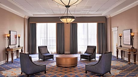 Sheraton Memphis Downtown Hotel