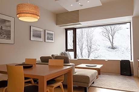 Deluxe One-Bedroom Apartment - Resort Side