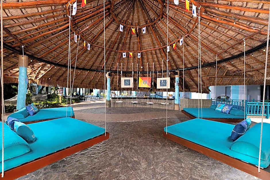 Margaritaville Island Reserve Riviera Cancún - An All-Inclusive Experience for All