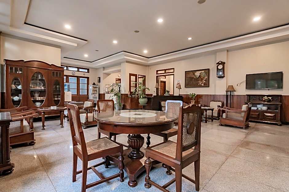 RedDoorz near Simpang Dago 2