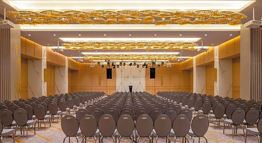 Paragraph Freedom Square, a Luxury Collection Hotel, Tbilisi