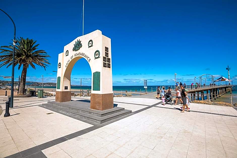 Esplanade Hotel Adelaide