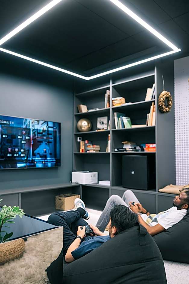 Rocca House by Larsen