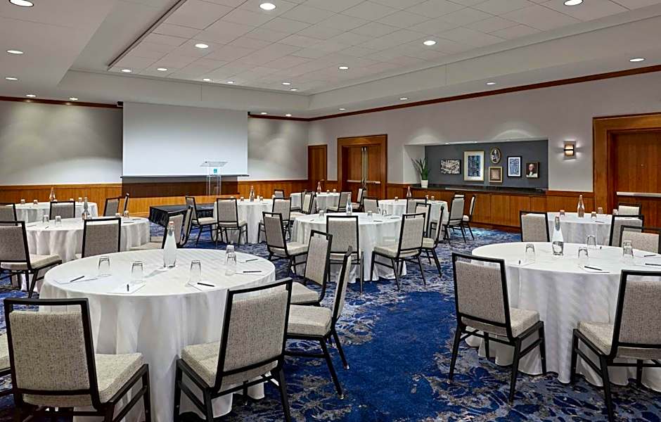 Embassy Suites by Hilton Washington DC Convention Center