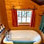 Storm Mountain Lodge & Cabins