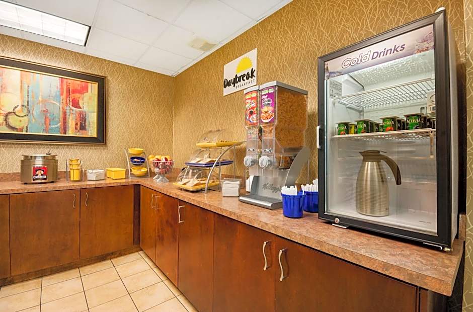 Days Inn by Wyndham Atlanta Stone Mountain