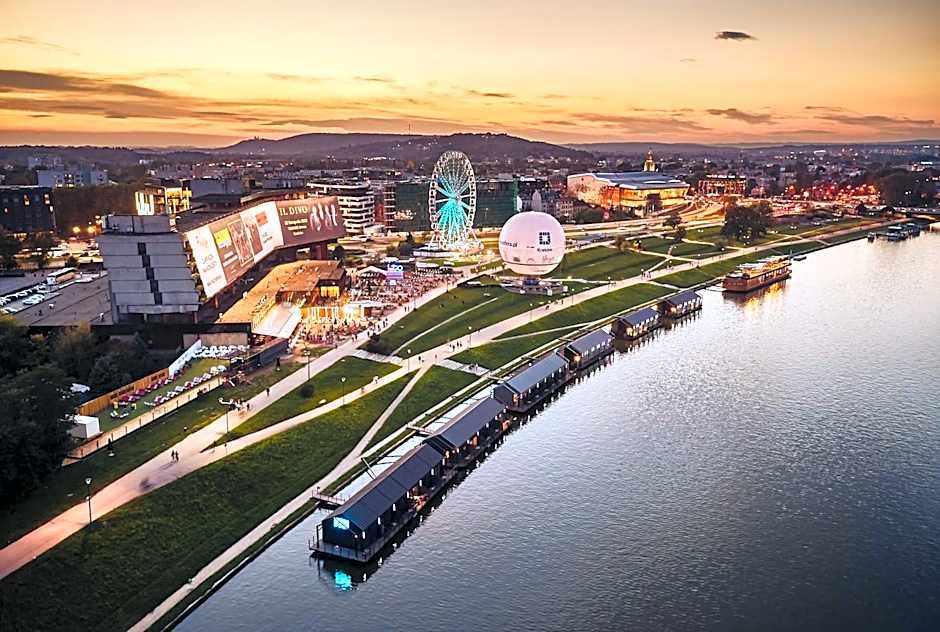 New Port Apartments on the River