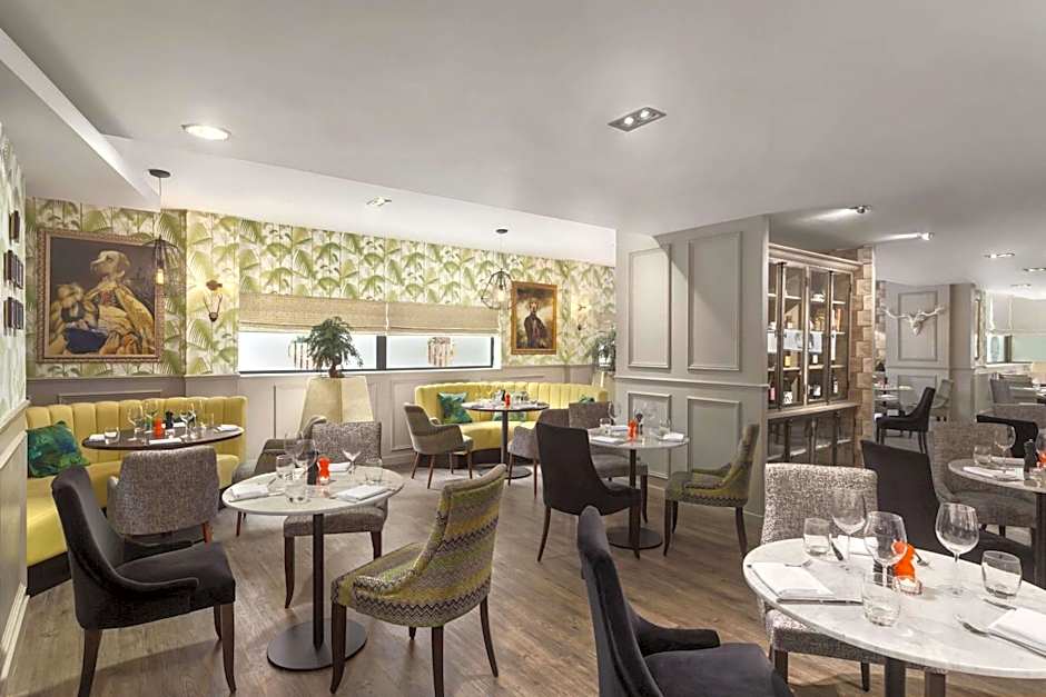 Ramada Hotel & Suites by Wyndham Coventry