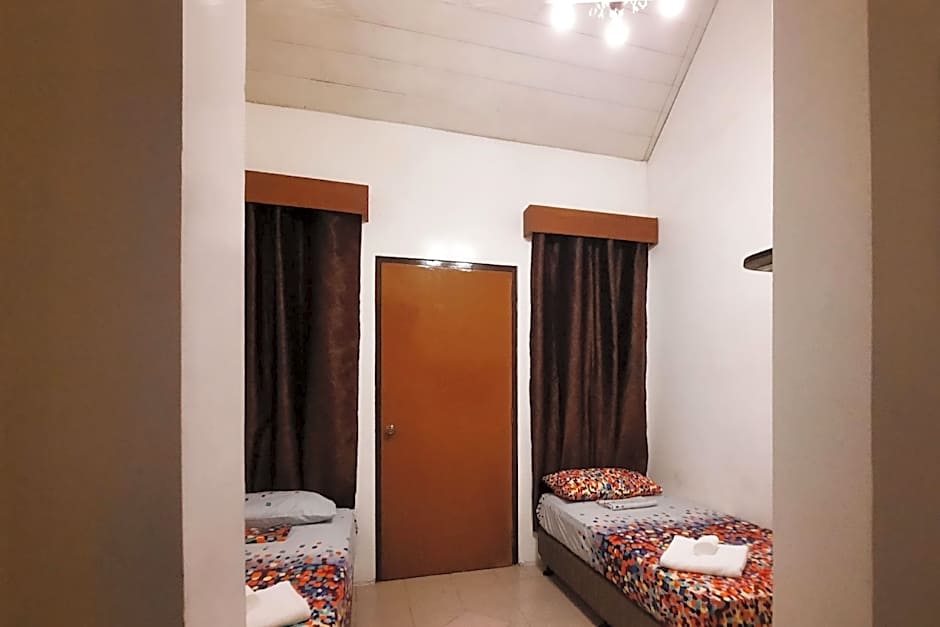 Zillion Pavilion Family and Business Hotel