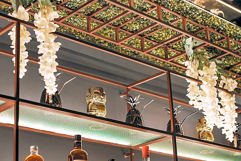 Project 3 Urban Chic Hotel