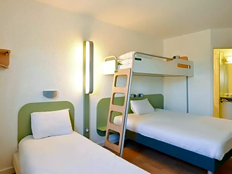 Standard Room with Double Bed and Bunk Bed