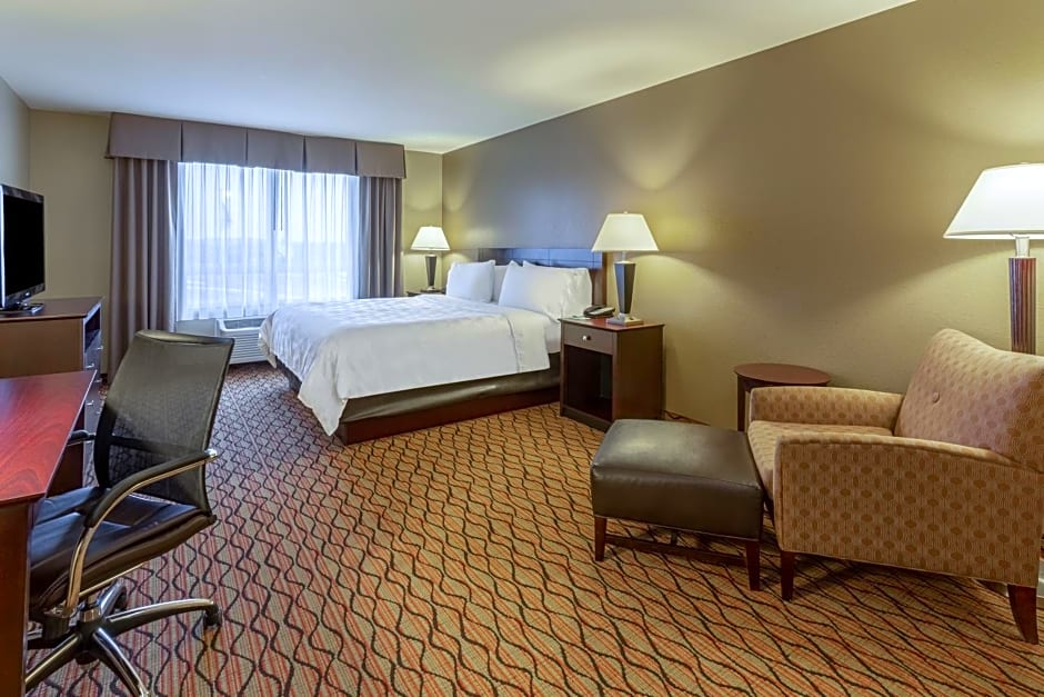 Holiday Inn Eau Claire South