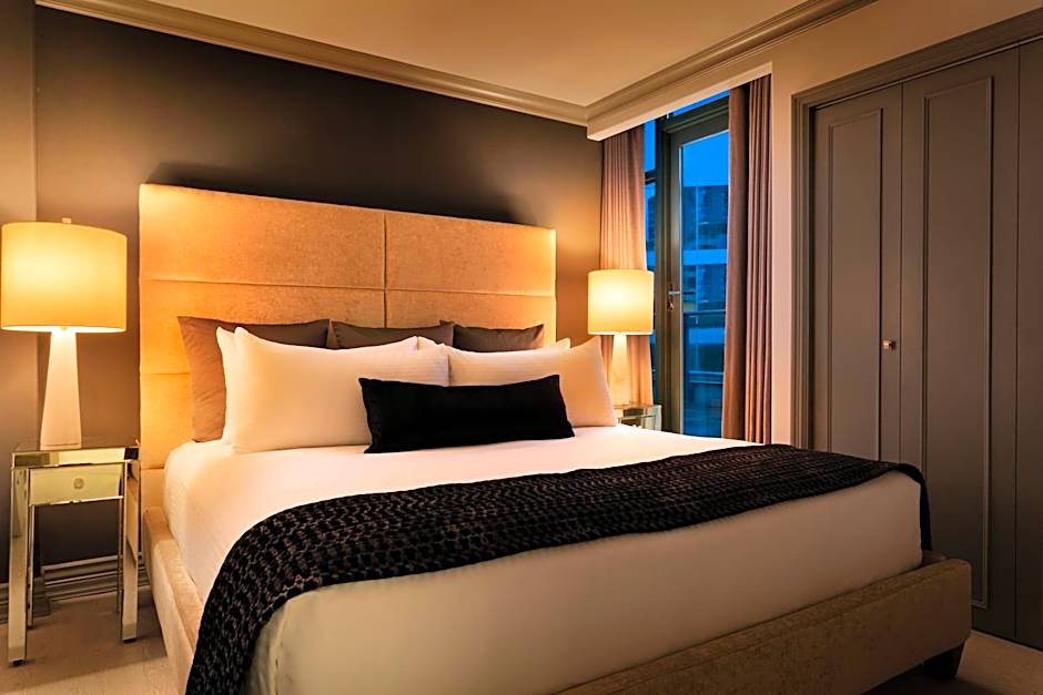 Hotel Le Soleil by Executive Hotels