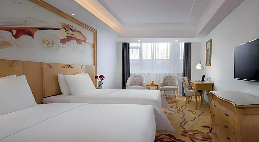 Vienna Hotel Guangdong Huizhou Huabianling Square