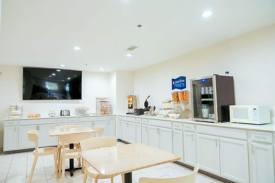 Clarion Pointe - Dillard near Blue Ridge Mountains