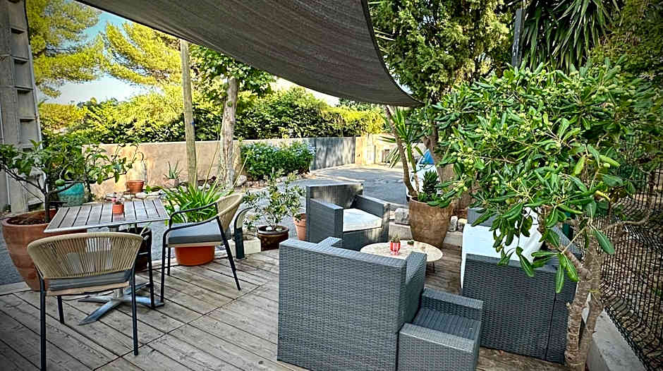 Hôtel Auberge Provençale