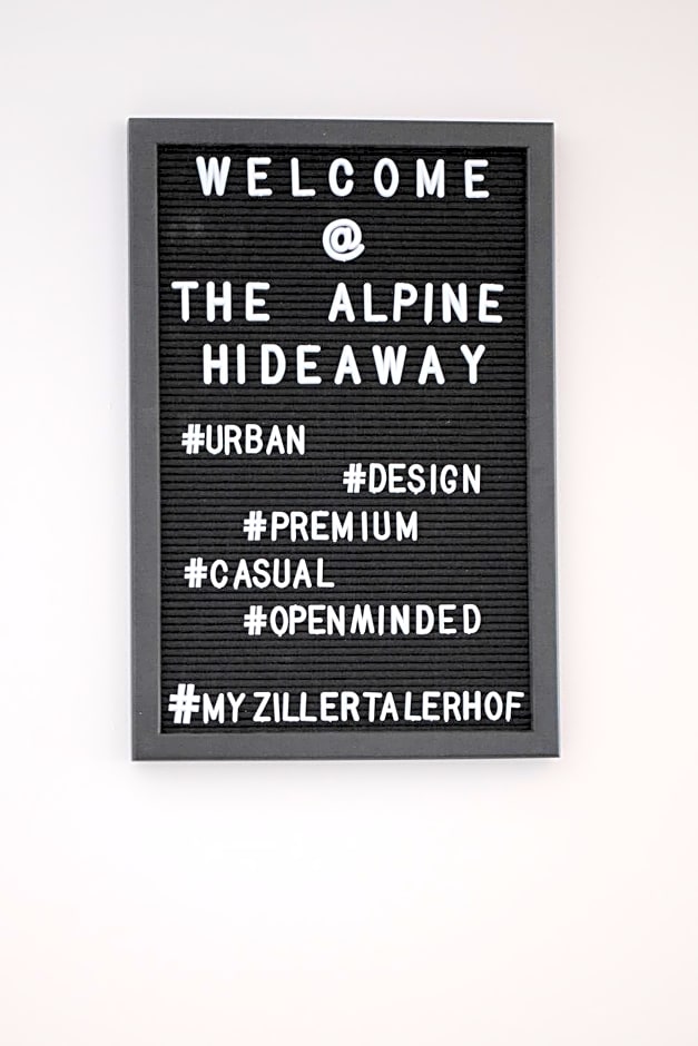Alpine Hideaway ZILLERTALERHOF - 4 Sterne Superior