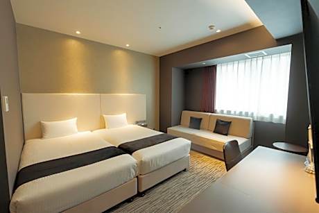 Executive Twin Room with Club Lounge Access