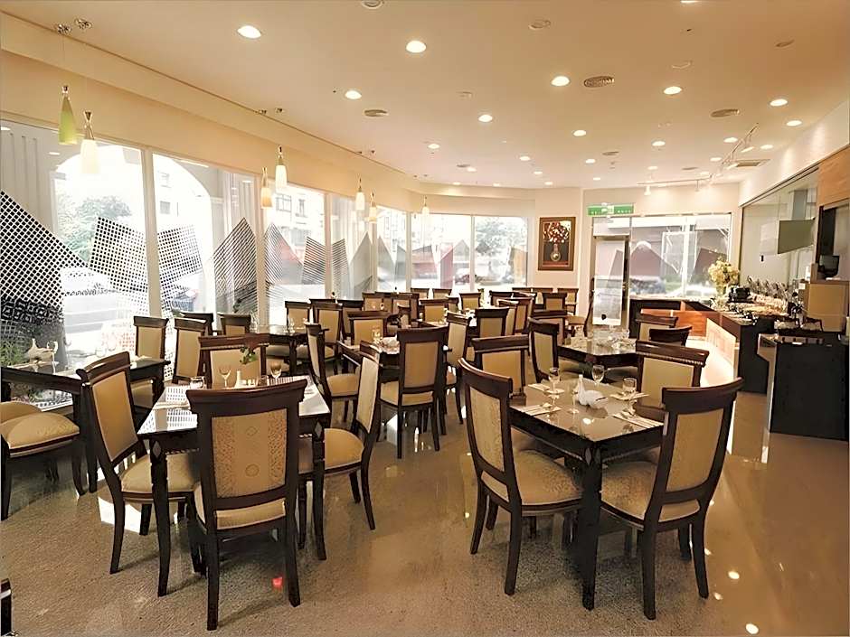 CHECK inn Select Taipei Nangang