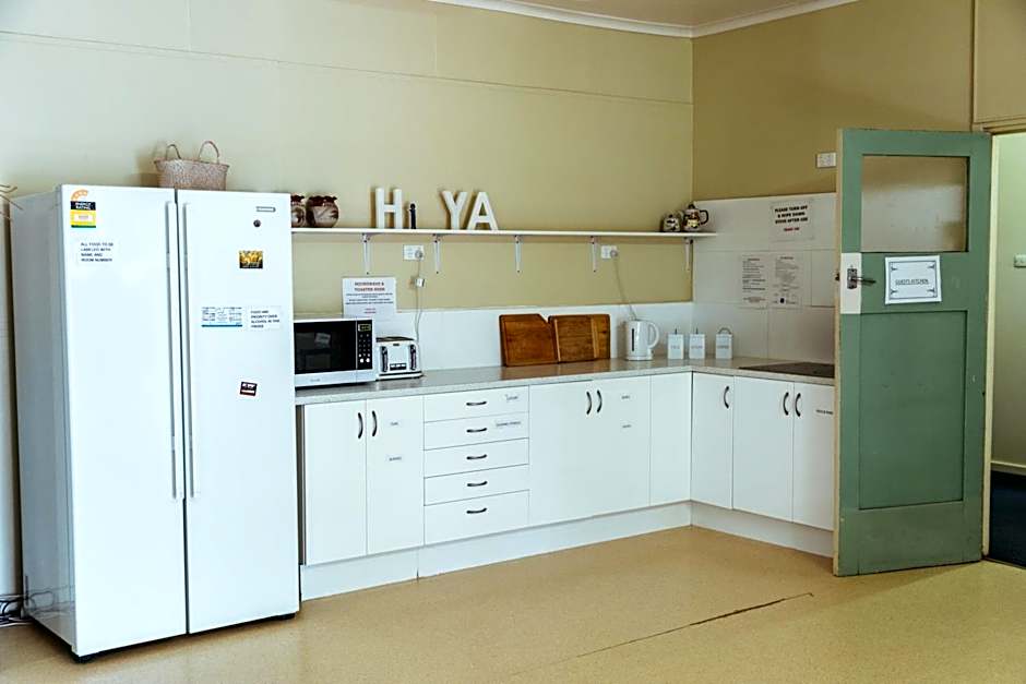 Broken Hill Tourist Lodge