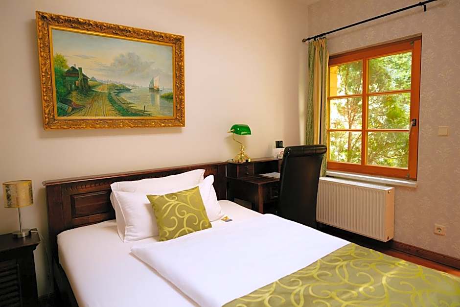 THE GATE GARDEN Hotel