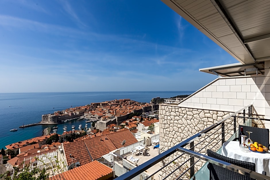 Photo 1 of 8 of Superior Double Room with Balcony Sea View No.2