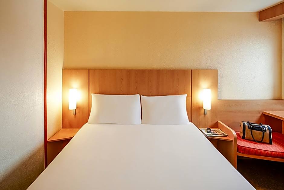 Ibis London Heathrow Airport Hotel