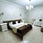 Bee Queen Hotel