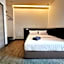THE DAILY HOTEL