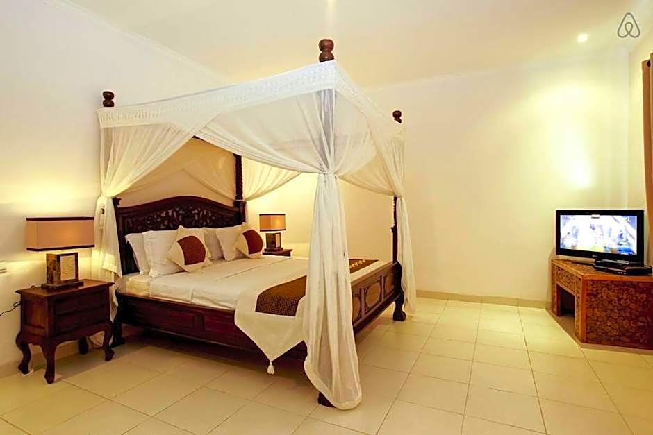 1BR Private villa seminyak,20mint walk 2 the beach