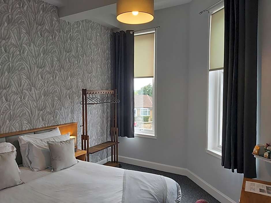 The Strathearn Hotel