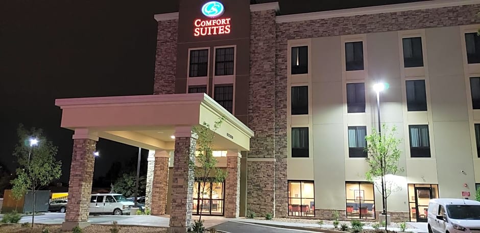 Comfort Suites Denver near Anschutz Medical Campus