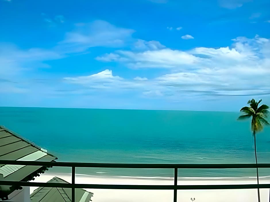 Khanom Golden Beach Hotel